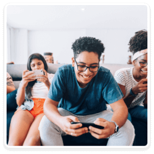 kids playing mobile games