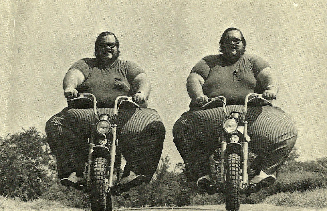 The Fattest Twins from the Guinness Book of World Records
